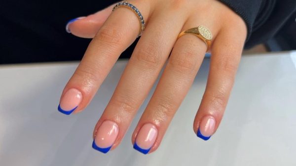 How to achieve a perfect French manicure?